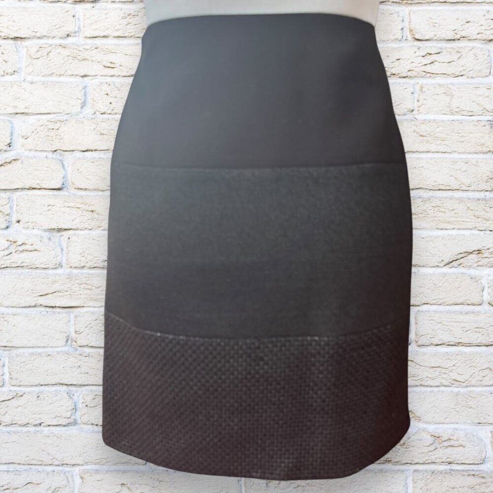 WHBM White House Black Market Asymmetrical Wrap Skirt Size 2 - Picture 3 of 5